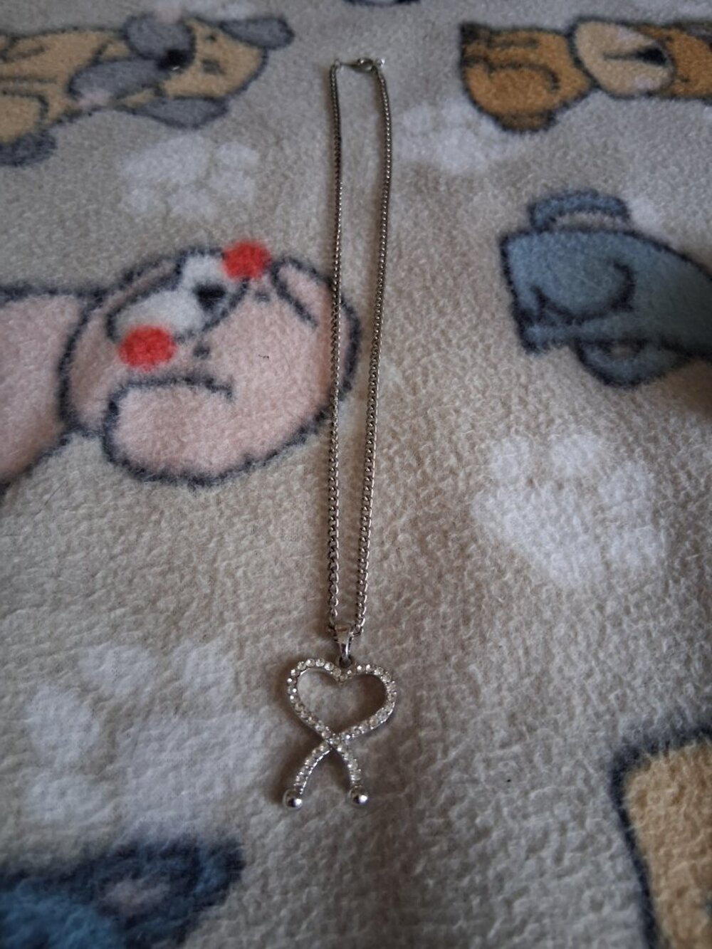 VINTAGE HEART ON CHAIN FOR WOMEN
